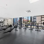 Capri Apartments - Free Secure Parking